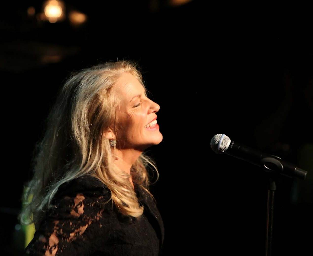 images/nn-jazzalley04.jpg